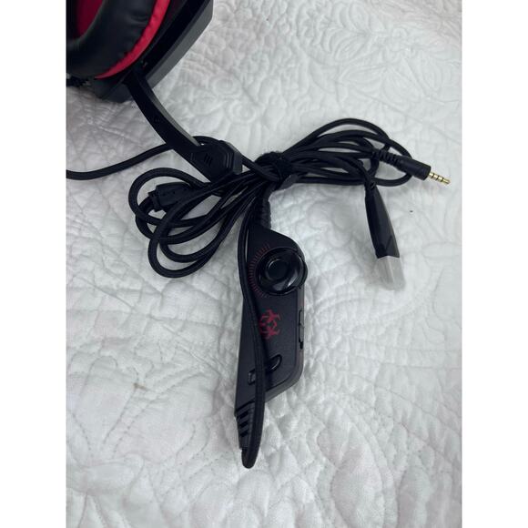 Hunterspider V1 Red/Black Gaming Headset Wired Over Ear w/ Mic for PC PS4 Xbox - Picture 4 of 10